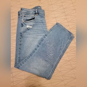 American Eagle Mom Distressed Jeans